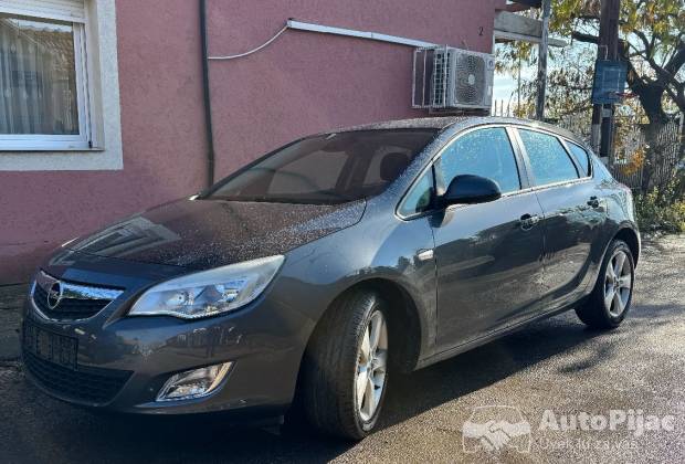 Opel Astra J 1.4