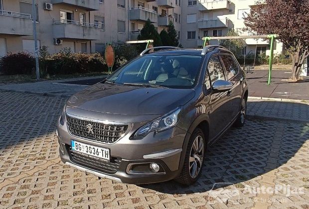 Peugeot 2008 1.2 benzin 2017 Crossway auto oglasi
