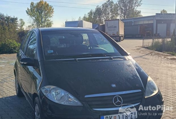 Mercedes Benz A150