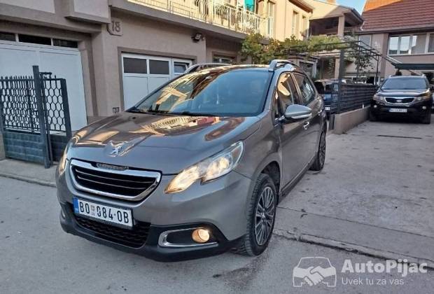Peugeot 2008 1.2																											2013. godište