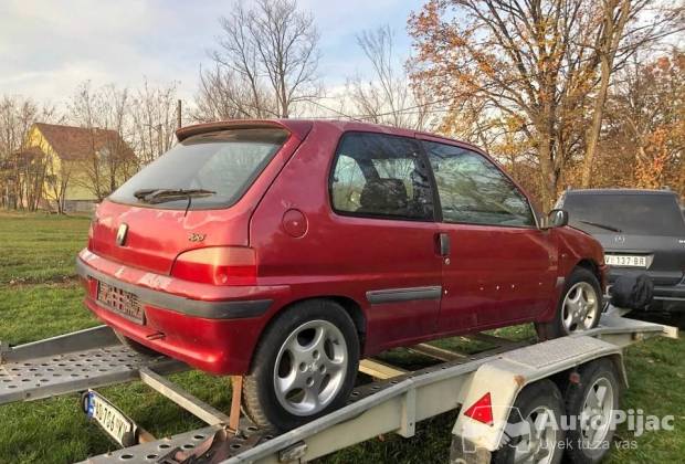 pezo_106_delovi_1_polovni_automobili_autopijac.rs