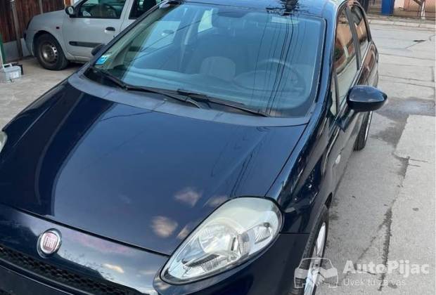 2014_fiat_punto_3_polovni_automobili_autopijac.rs