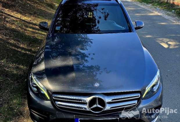 Mercedes Benz GLC 220 OFF ROAD PAKET																											2016. godište