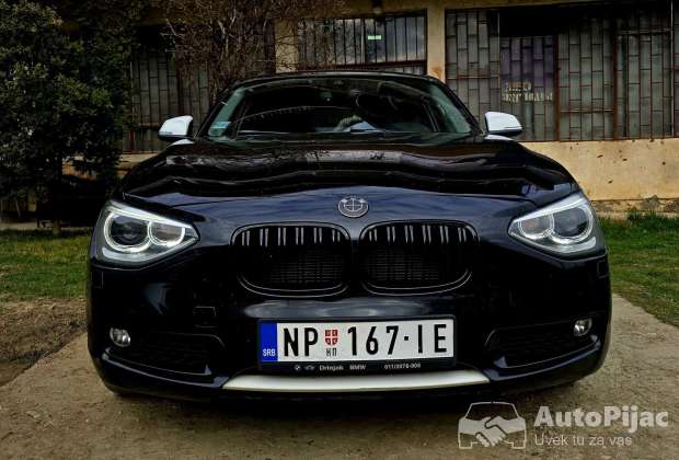 BMW 116 URBAN PAKET																											2011. godište