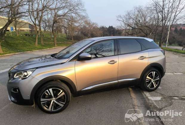 Peugeot 3008 1.6 ALLURE																											2017. godište