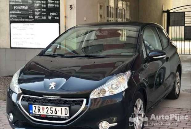 Peugeot 208 1.4 Benzin //TOP STANJE//
