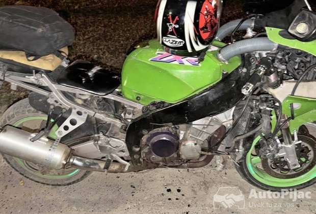 kawasaki_zxr_400_1_polovni_automobili_autopijac.rs