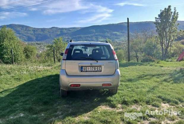 Suzuki Ignis