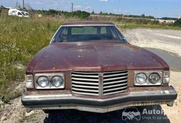 1976 PONTIAC BEZ MOTORA catalina safari