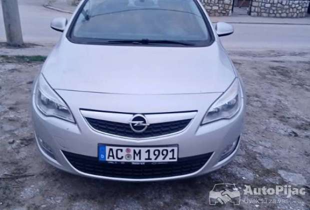 2012_opel_astra_j_1_polovni_automobili_autopijac.rs