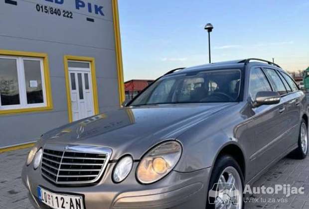 Mercedes E 220