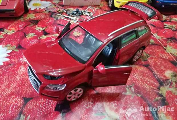 124_audi_q_7_1_polovni_automobili_autopijac.rs
