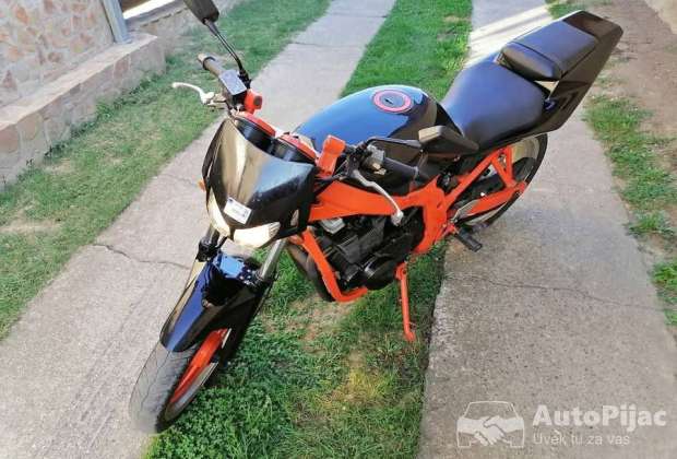 suzuki_gs_500_1_polovni_automobili_autopijac.rs