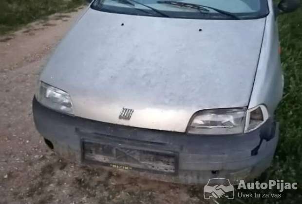 punto_17_td_delovi_ili_ceo_1_polovni_automobili_autopijac.rs