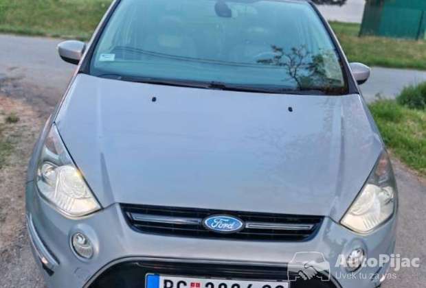Ford s maхs TITANUM