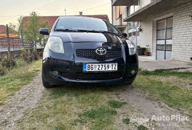 na_prodaju_toyota_1_polovni_automobili_autopijac.rs