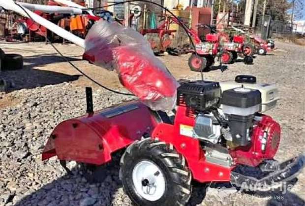 Honda sa frezom nova 440€