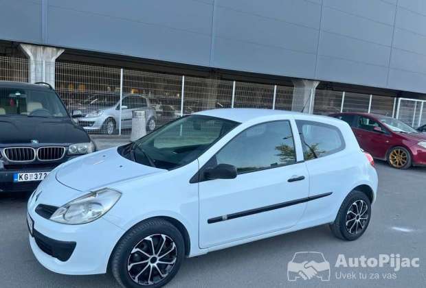 Renault Clio 1.5dci dizel 50kw 209431km reg do 4.27. 2200€ poz na br