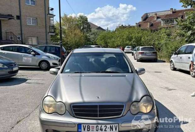 prodaja_mercedesa_c220_1_polovni_automobili_autopijac.rs