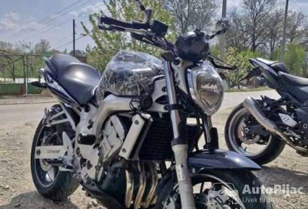 Yamaha fz6