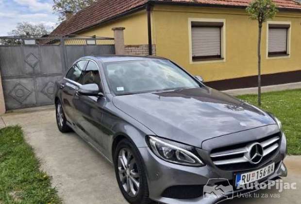 Mercedes C180d 2017g Vlasnici