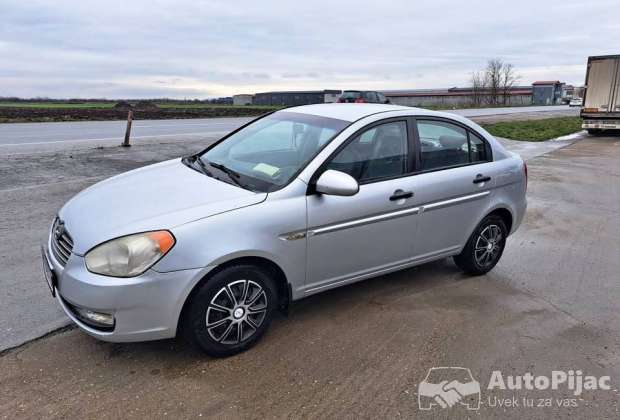 hyundai_accent_14dohc_1_polovni_automobili_autopijac.rs