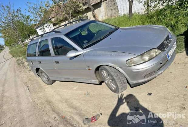 opel_vektra_b_nije_reg_top_stanje_hitno_prodaja_br_1_polovni_automobili_autopijac.rs