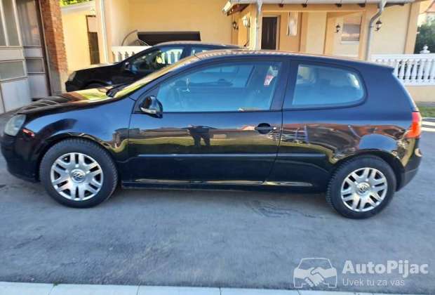 golf_5_19tdi_1_polovni_automobili_autopijac.rs