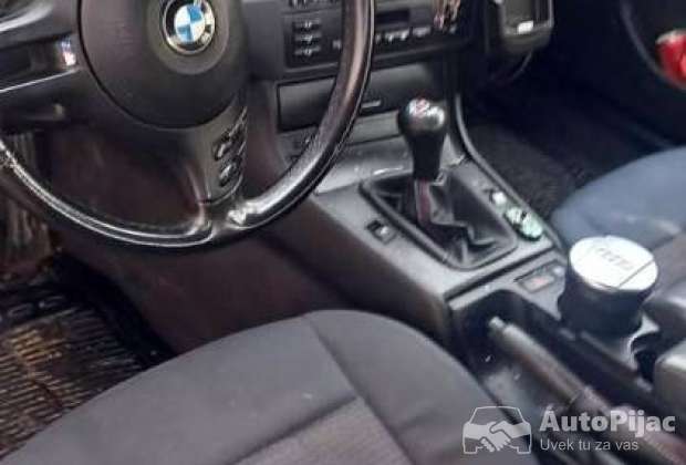 Bmw 318i benzinac 2.0  105kw 143ks