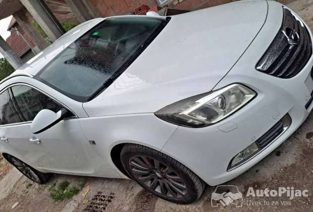 Opel Insignia