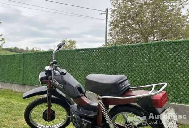 apn_6tica_u_dobrom_stanju_5_brzina_1_polovni_automobili_autopijac.rs