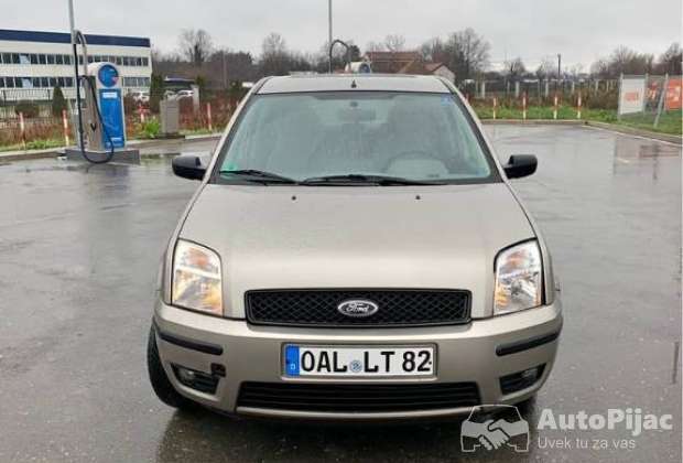ford_fusion_stranac_sa_tablicama_1_polovni_automobili_autopijac.rs