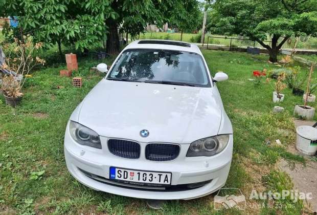 prodajem bmw120 d moguca zamena