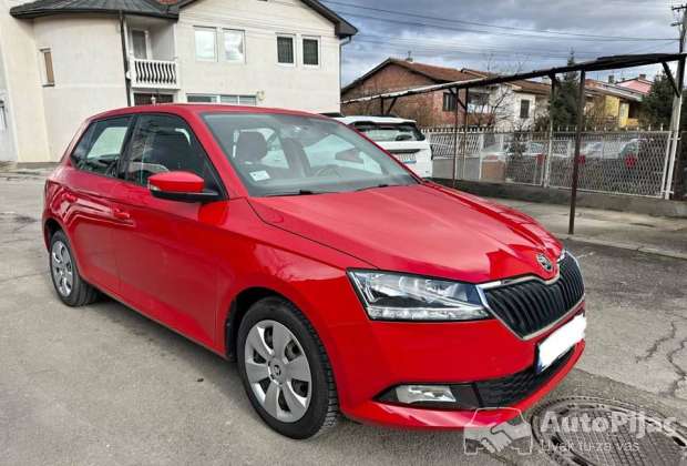 SKODA FABIA 2019 god