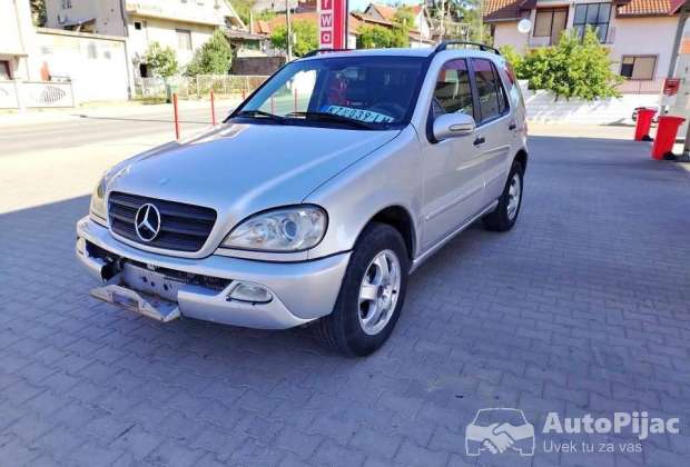 mercedes_ml_270cdi_1_polovni_automobili_autopijac.rs