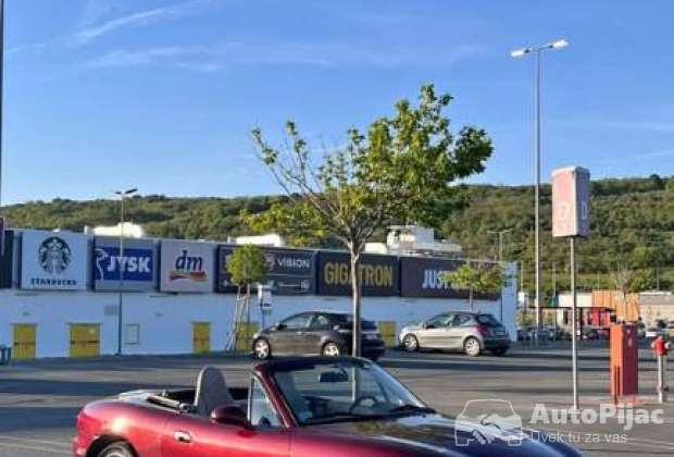 2004_mazda_mx5_miata_1_polovni_automobili_autopijac.rs