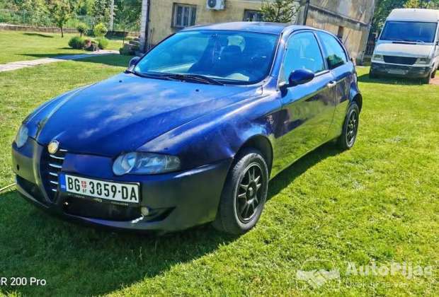 147_16_16v_2001_1_polovni_automobili_autopijac.rs