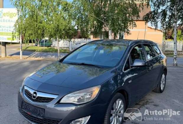 Opel Astra J 1.7cdti