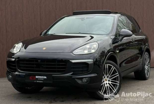 Porsche Cayenne S/Hybrid/Pano/360																											2016. godište