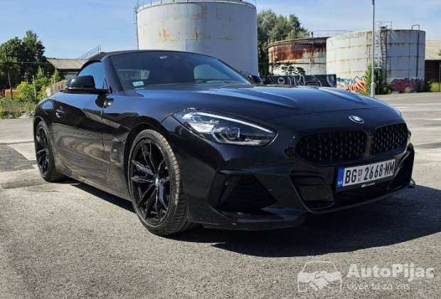 BMW Z4 M40i																											2021. godište