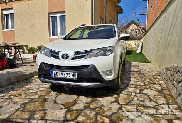 2014_toyota_rav4_1_polovni_automobili_autopijac.rs