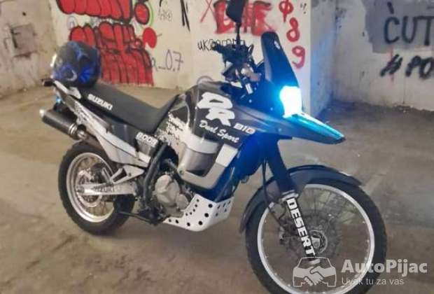 Suzuki DR BIG