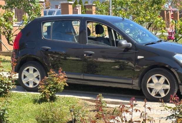 Na prodaju Dacia Sandero
