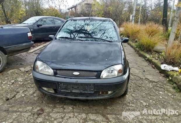 ford_fiesta_13_zetec_1_polovni_automobili_autopijac.rs