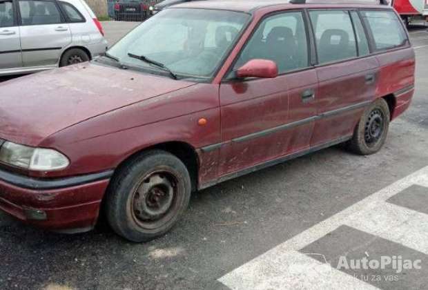 2000_opel_astra_1_polovni_automobili_autopijac.rs