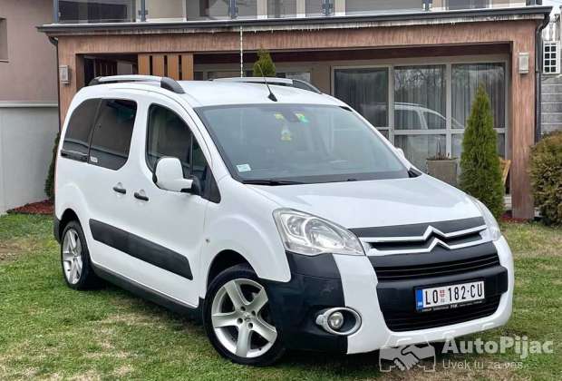 citroen_berlingo_16_hdi_2012_xtr_1_polovni_automobili_autopijac.rs