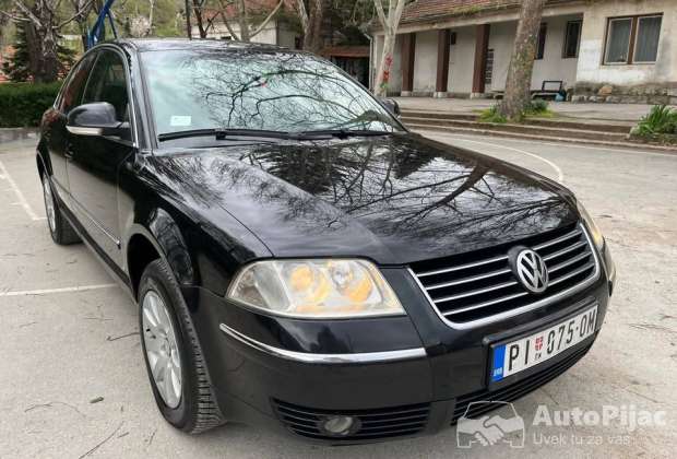 Pasat b5.5 1.9tdi 131ks 2004god2800eSmart fortwo benzin 2003god 2200e
