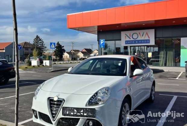 2012 Alfa Romeo giulietta