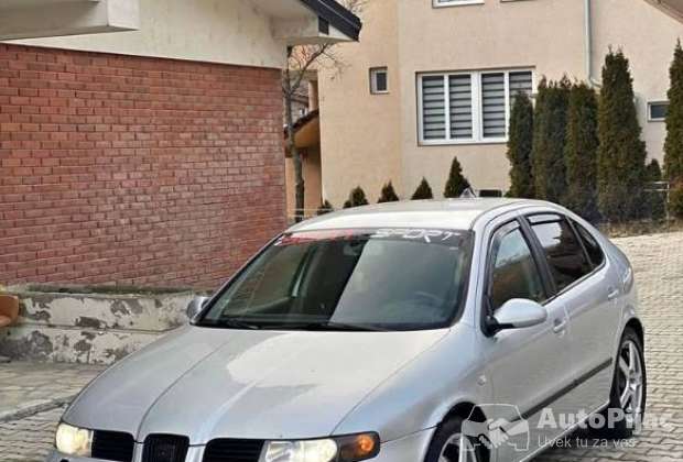 seat_leon_240ks_1_polovni_automobili_autopijac.rs