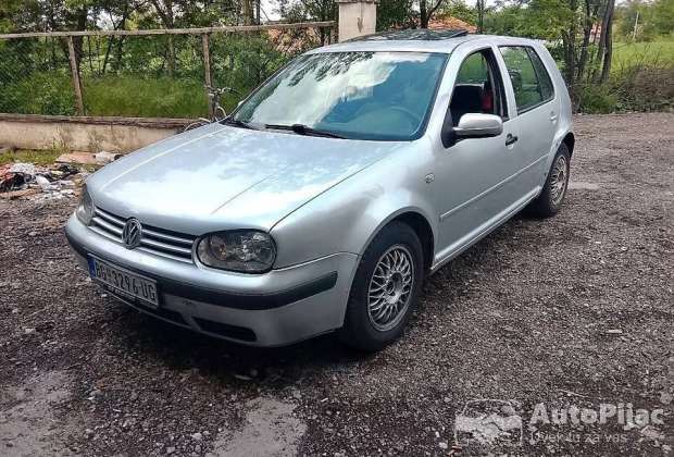 golf_4_14_benzin_1_polovni_automobili_autopijac.rs